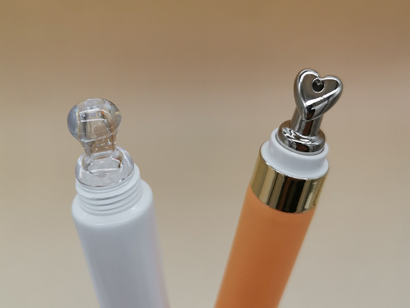 How to Customize Private Label Lip Gloss Tubes?